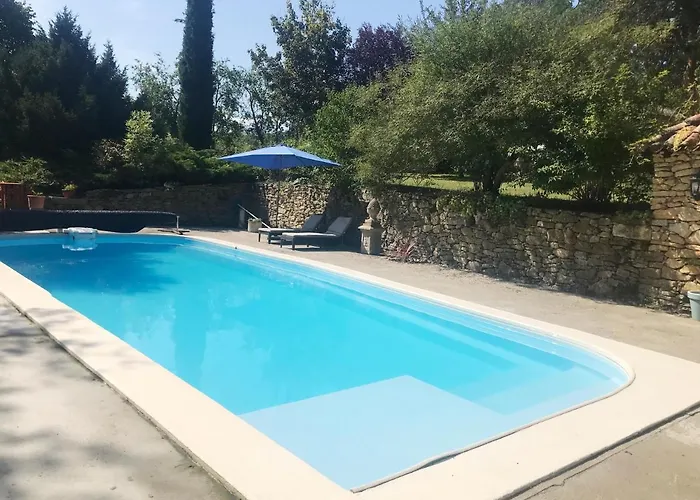 Malepere بيت للعطل